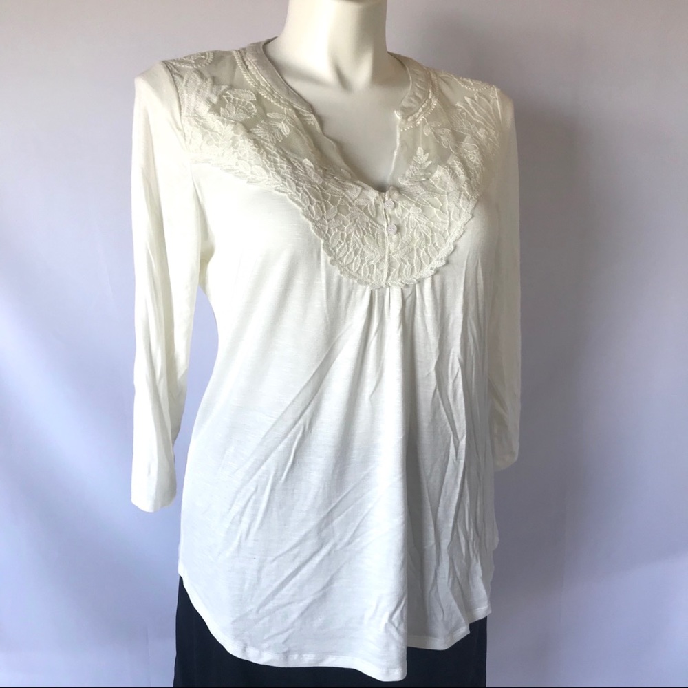 Adiva Boho Cream Top. Size L NWOT